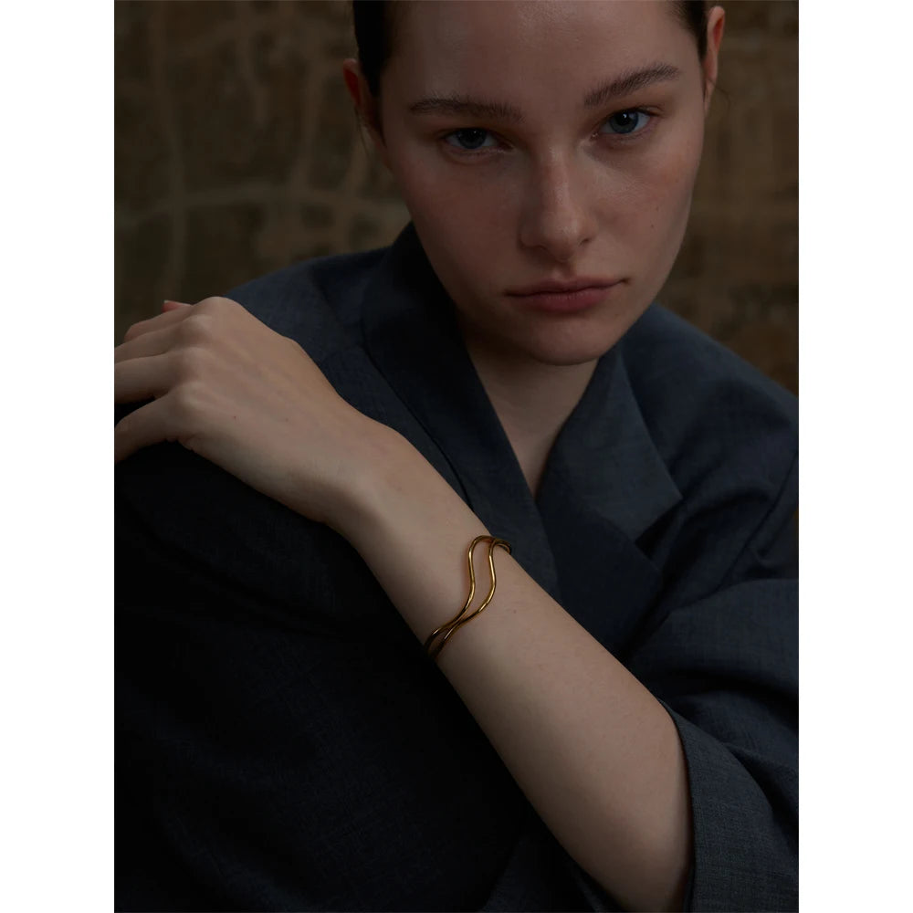 Geometric Layered Bracelet — Gold-Plated Stainless Steel · PS1626