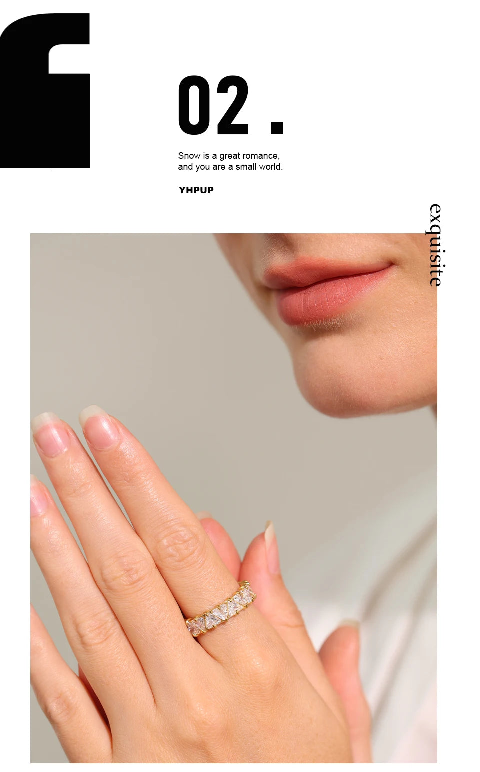 Cubic zirconia heart geometric ring in gold-plated stainless steel with cubic zirconia.