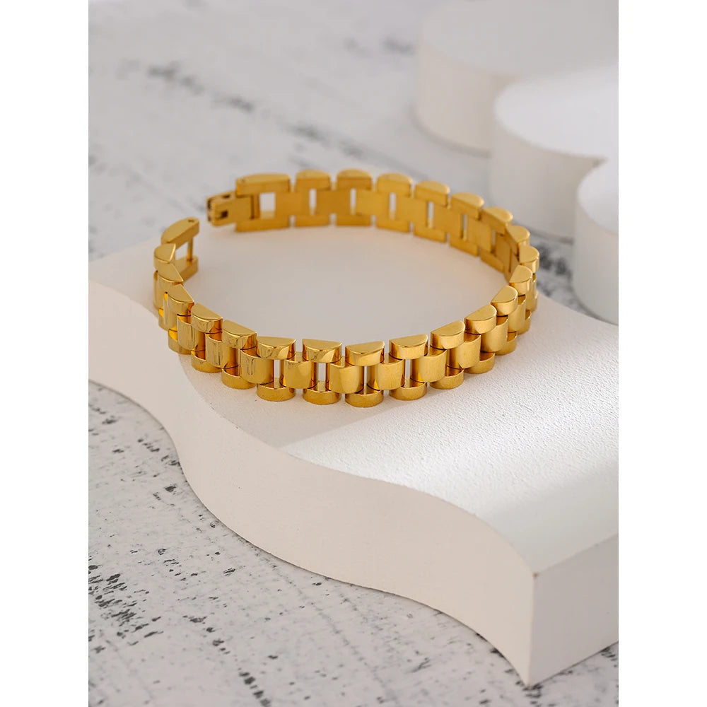 Geometric Chain Bracelet — Gold-Plated Stainless Steel · PS1930