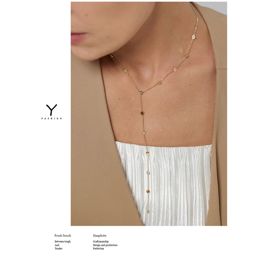 Beaded necklace in gold-plated stainless steel.