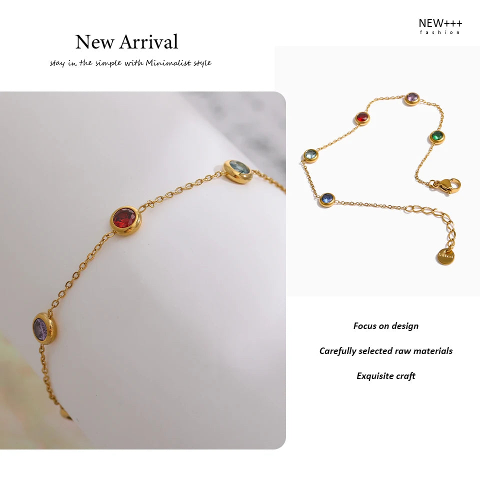 Cubic zirconia multi-color geometric necklace in gold-plated stainless steel with cubic zirconia.