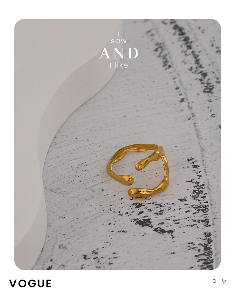 Geometric ring in 18K gold-plated 316L stainless steel.
