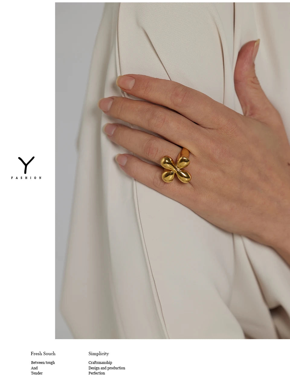 Hammered geometric ring in 18K gold-plated stainless steel.
