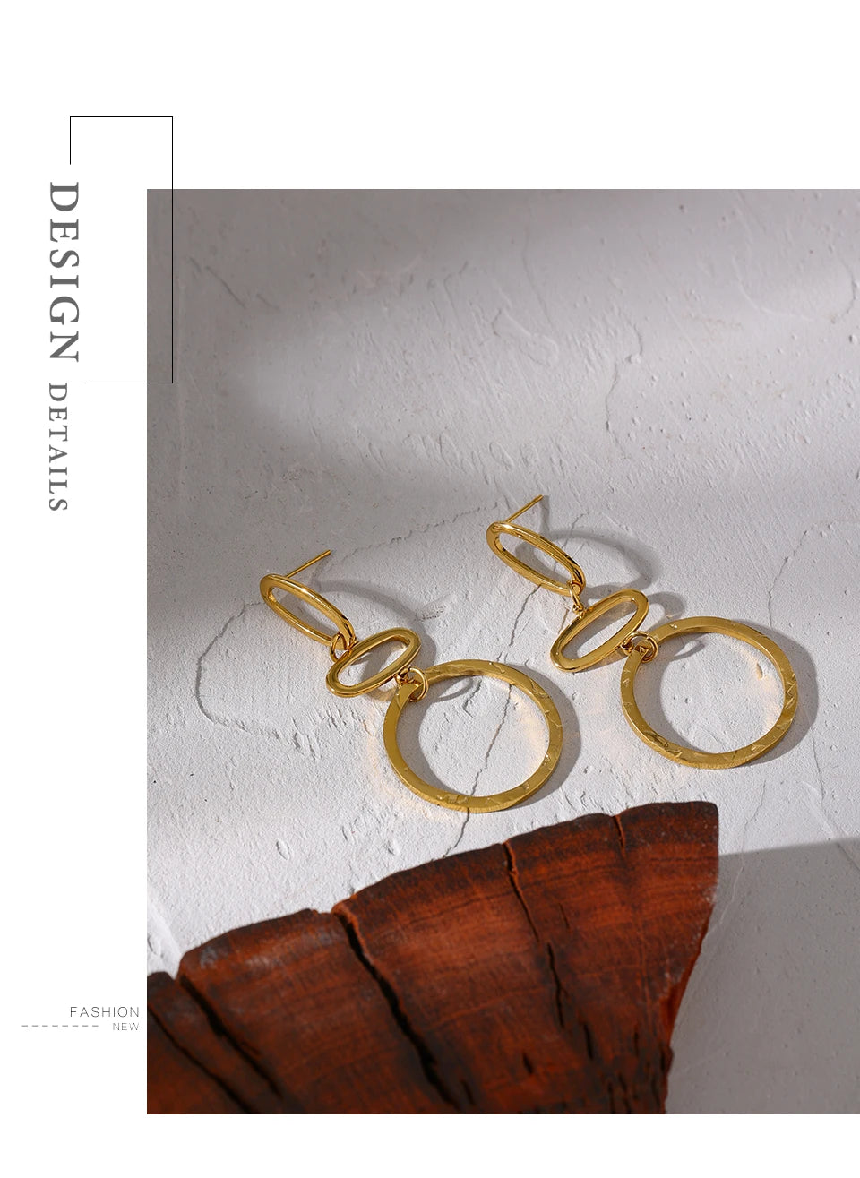 Hammered minimalist geometric earrings in gold-plated stainless steel.