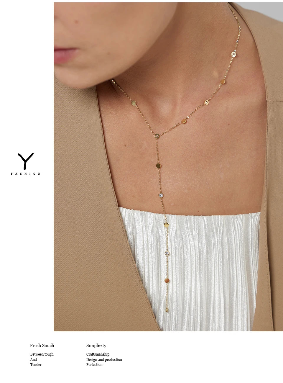 Beaded necklace in gold-plated stainless steel.