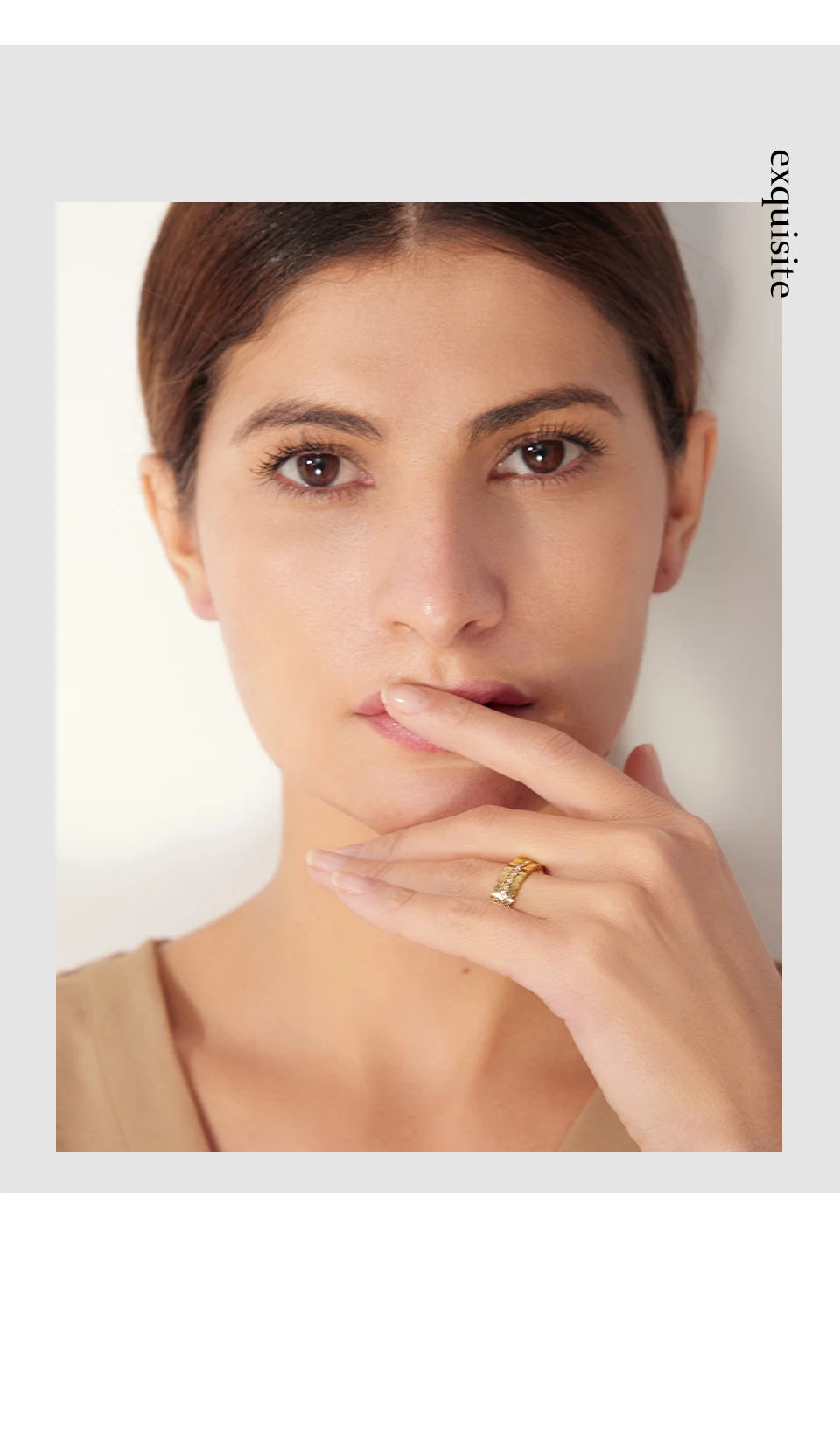 Cubic zirconia geometric ring in 18K gold-plated 316L stainless steel with cubic zirconia.
