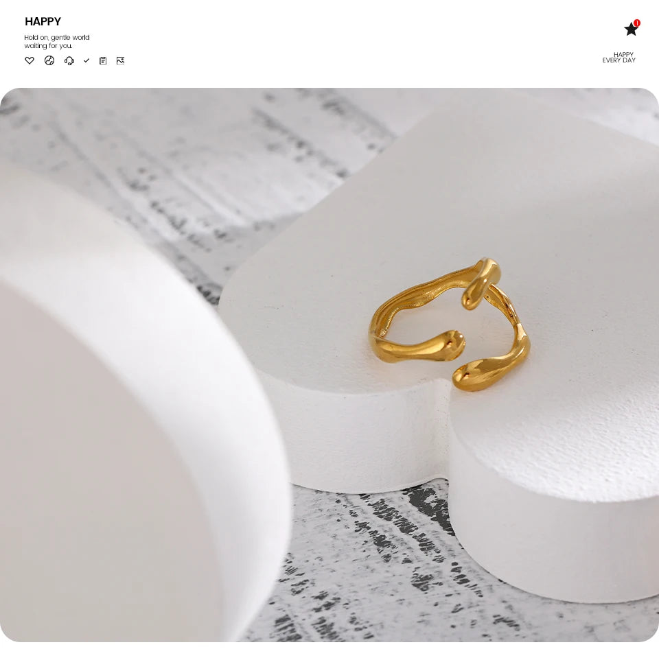Geometric ring in 18K gold-plated 316L stainless steel.