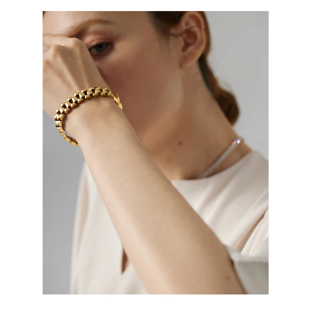 Geometric Chain Bracelet — Gold-Plated Stainless Steel · PS1930