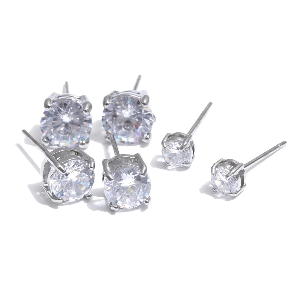 Cubic zirconia geometric earrings in gold-plated stainless steel with cubic zirconia.