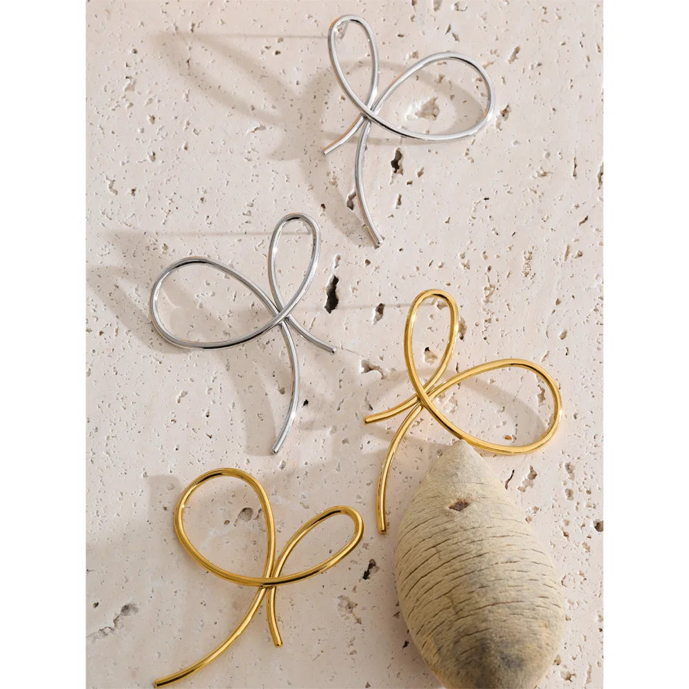 Bow Geometric Earrings — Gold-Plated Stainless Steel · PS1230