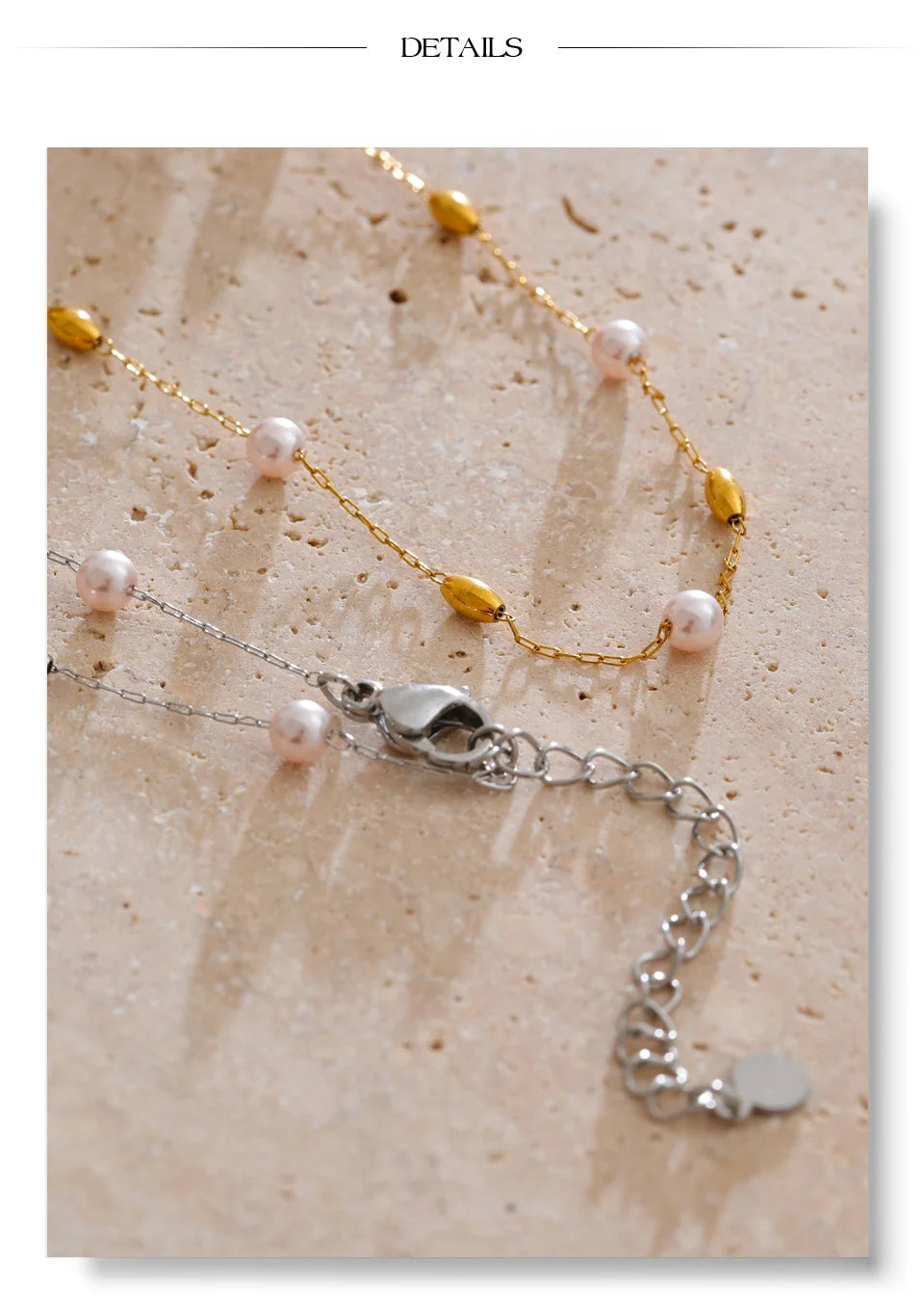 Pearl beaded geometric necklace in gold-plated stainless steel with pearl.
