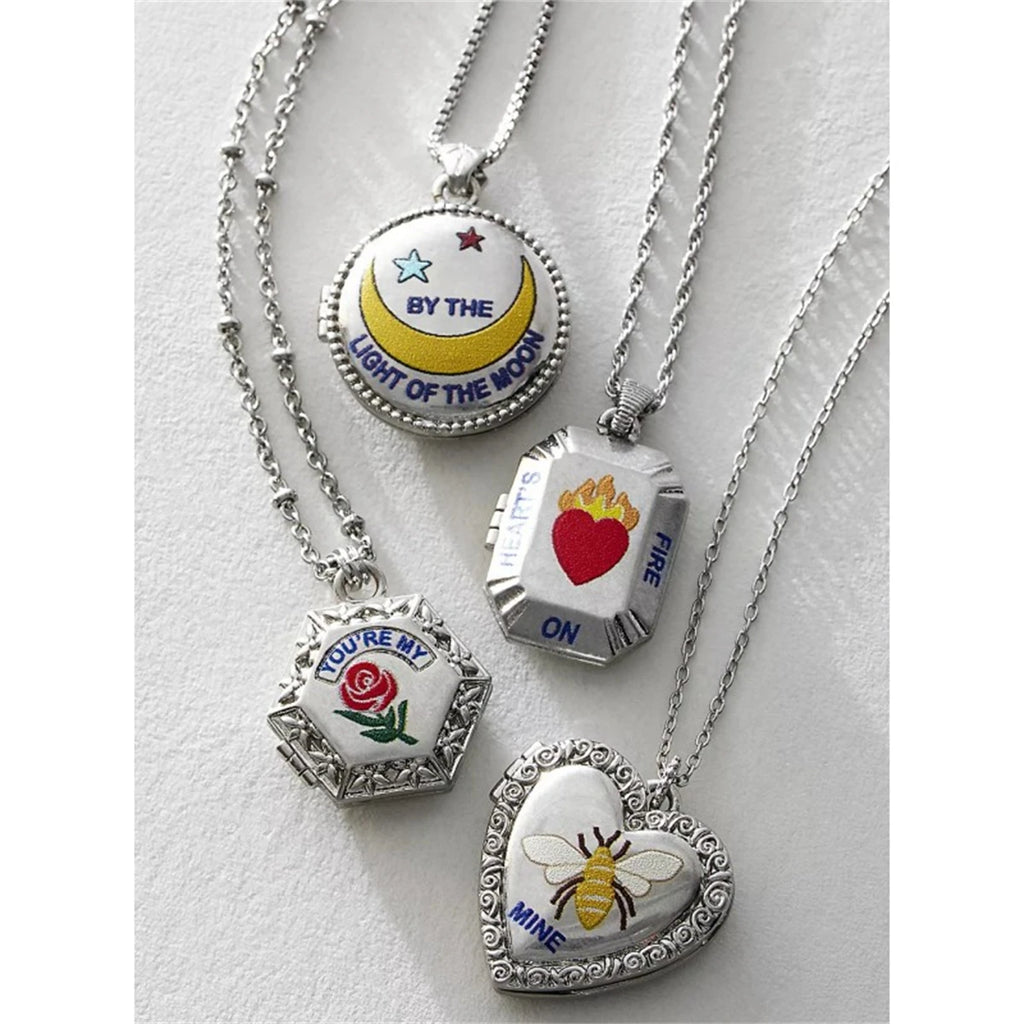 New trendy and personalized Y2K style necklace, women's photo album, moon rose drop oil necklace