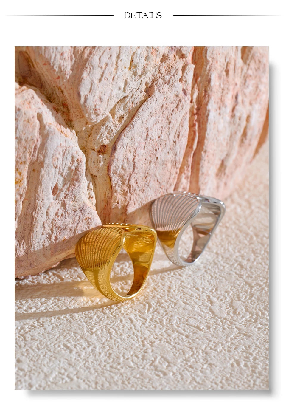 Shell geometric ring in gold-plated stainless steel with shell.