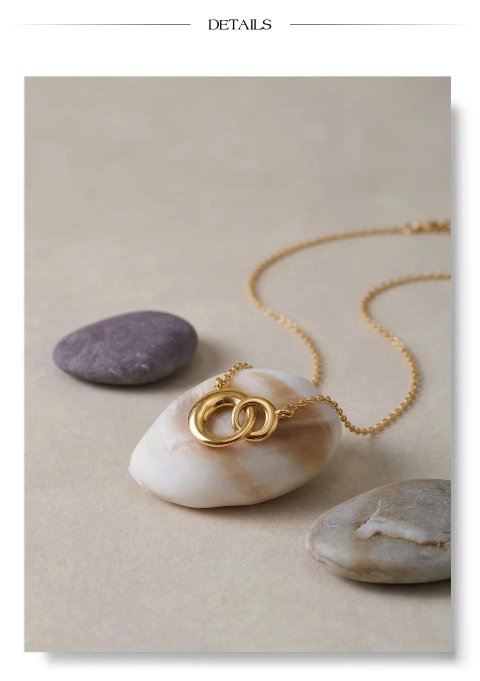 Coin geometric necklace in gold-plated stainless steel.