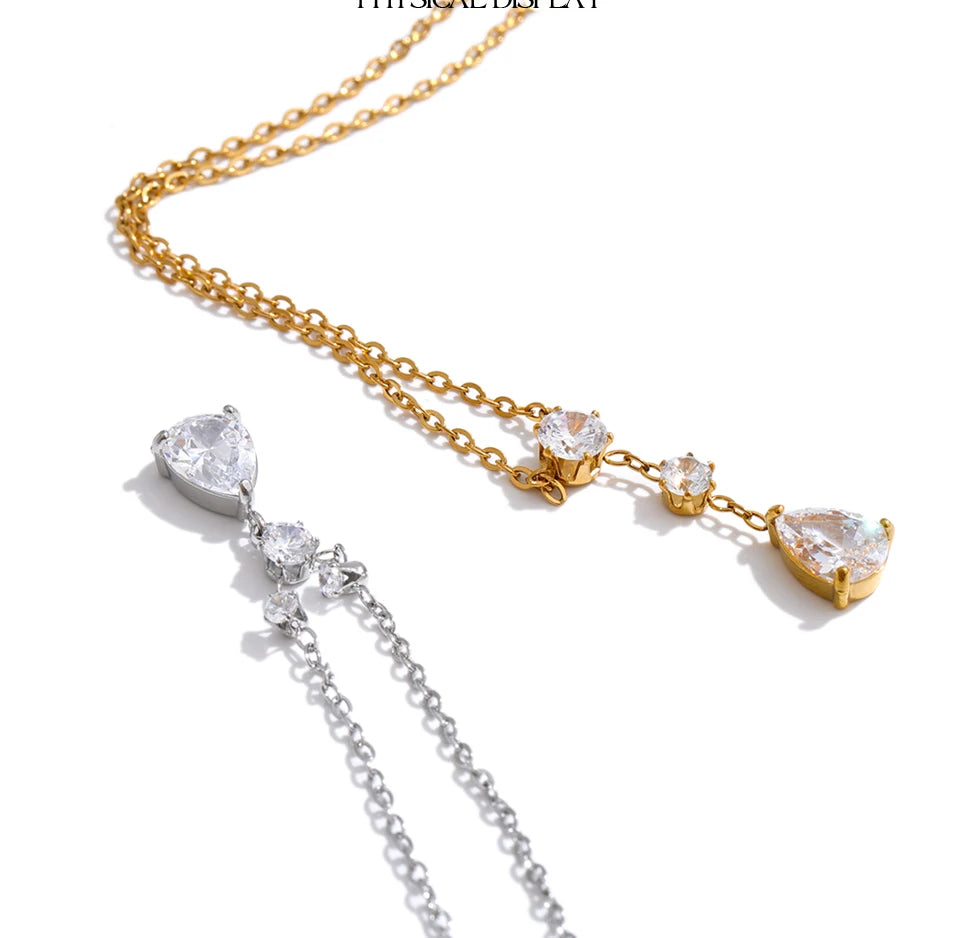 Cubic zirconia geometric necklace in gold-plated stainless steel with cubic zirconia.
