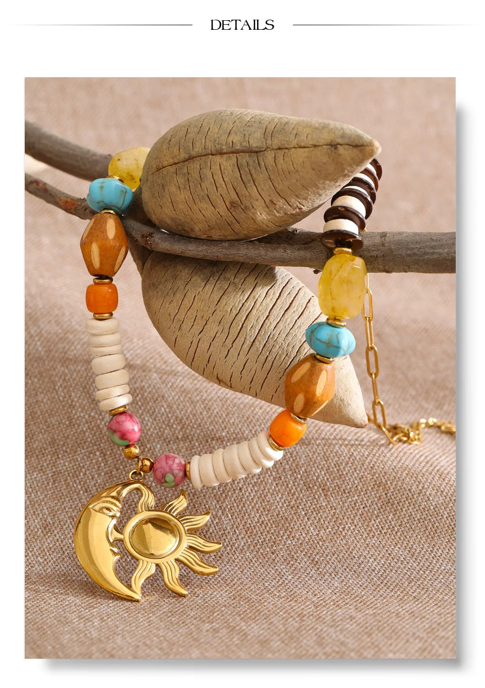 Resin natural stone moon necklace in gold-plated stainless steel with natural stone and resin.
