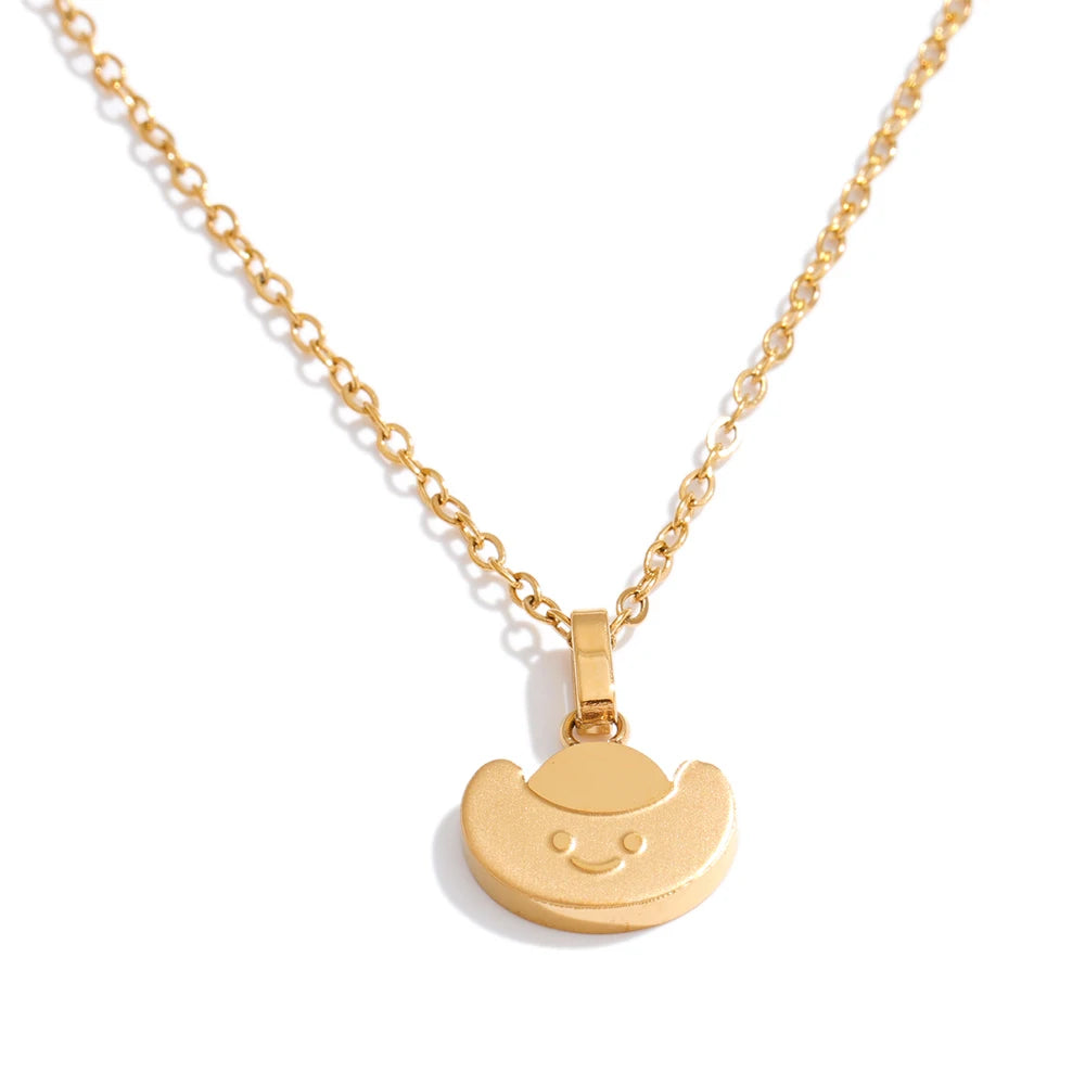 Geometric necklace in gold-plated stainless steel.