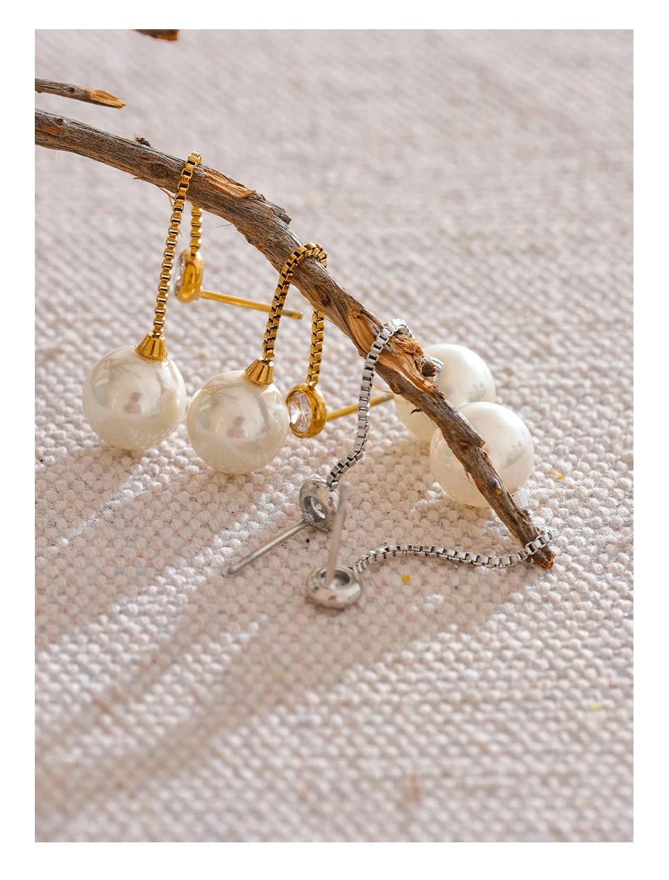 Pearl Geometric Chain Earrings — Gold-Plated Stainless Steel with Pearl · PS1602