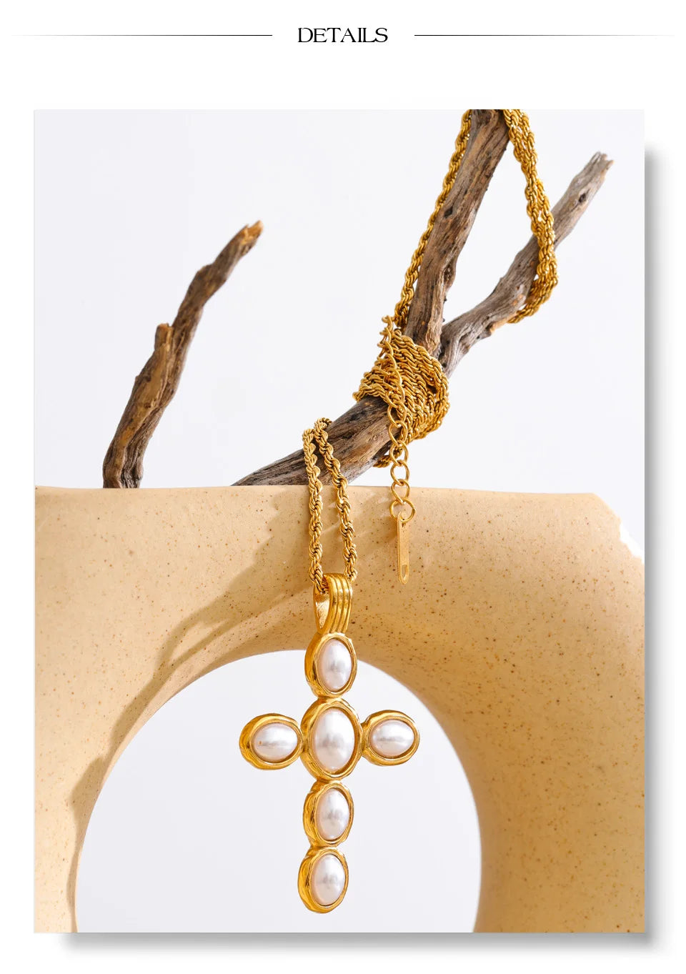 Pearl cross necklace in gold-plated stainless steel with pearl.