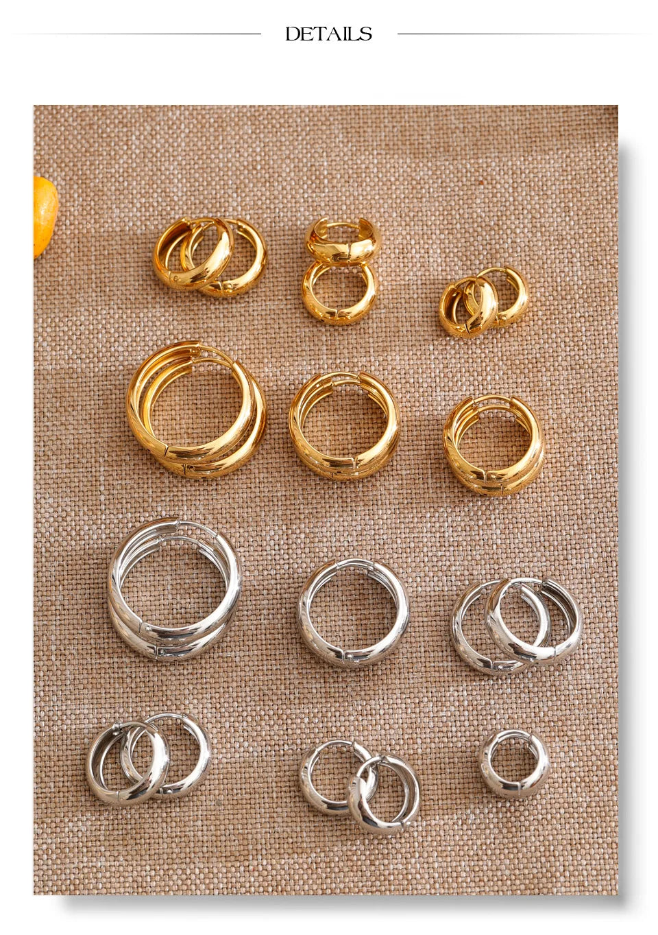 Geometric earrings in gold-plated stainless steel.