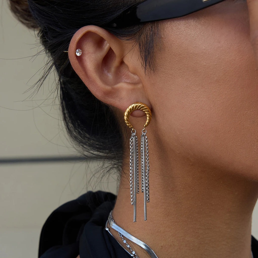 Moon Chain Drop Earrings — Stainless Steel · PS073