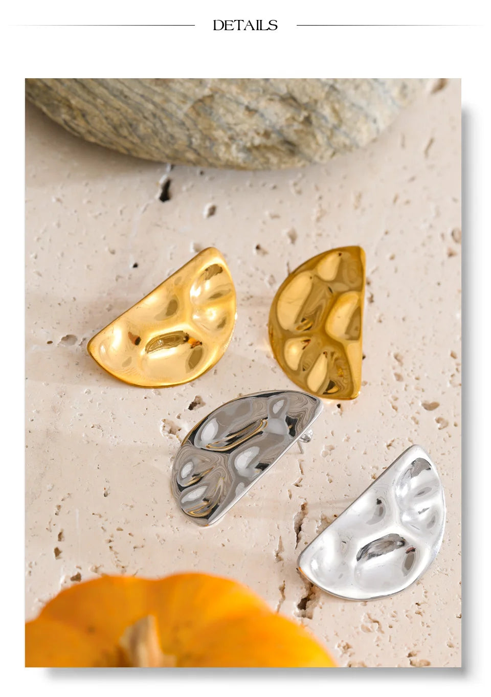 Hammered geometric earrings in gold-plated stainless steel.