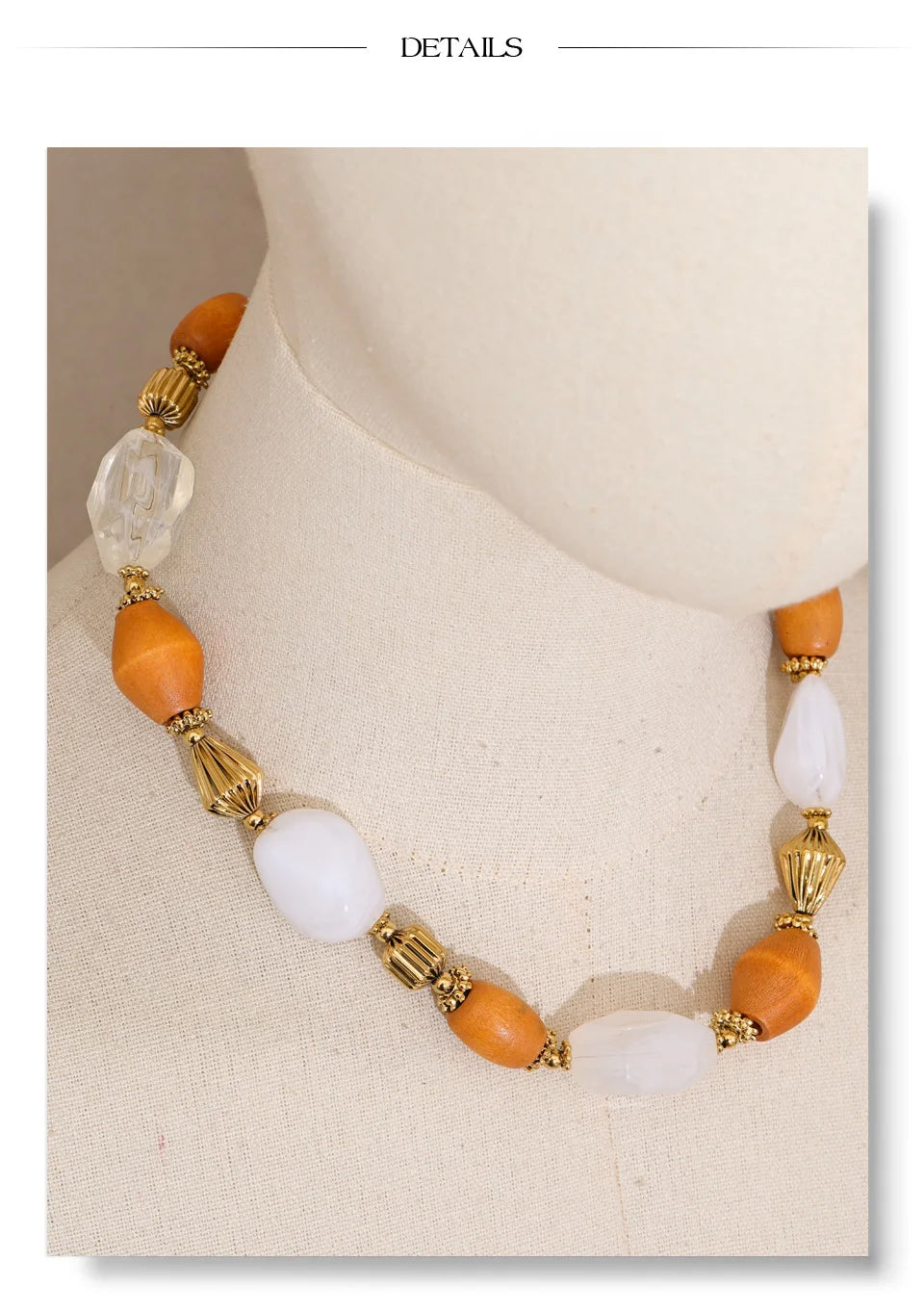 Resin beaded geometric necklace in gold-plated stainless steel with resin.