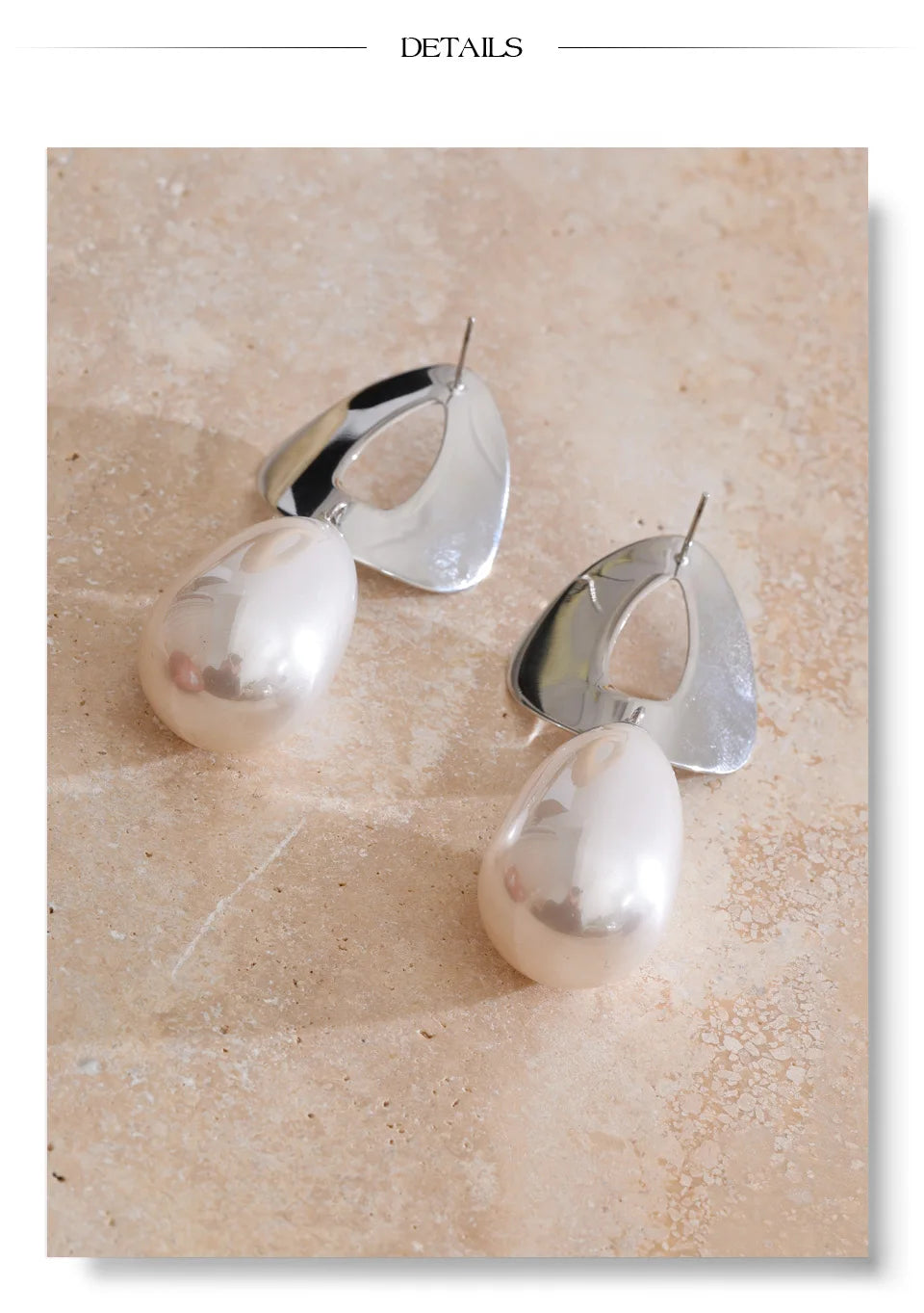 Pearl geometric earrings in gold-plated stainless steel with pearl.