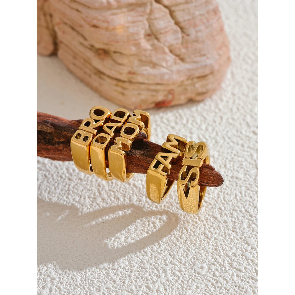 Geometric ring in 18K gold-plated stainless steel.