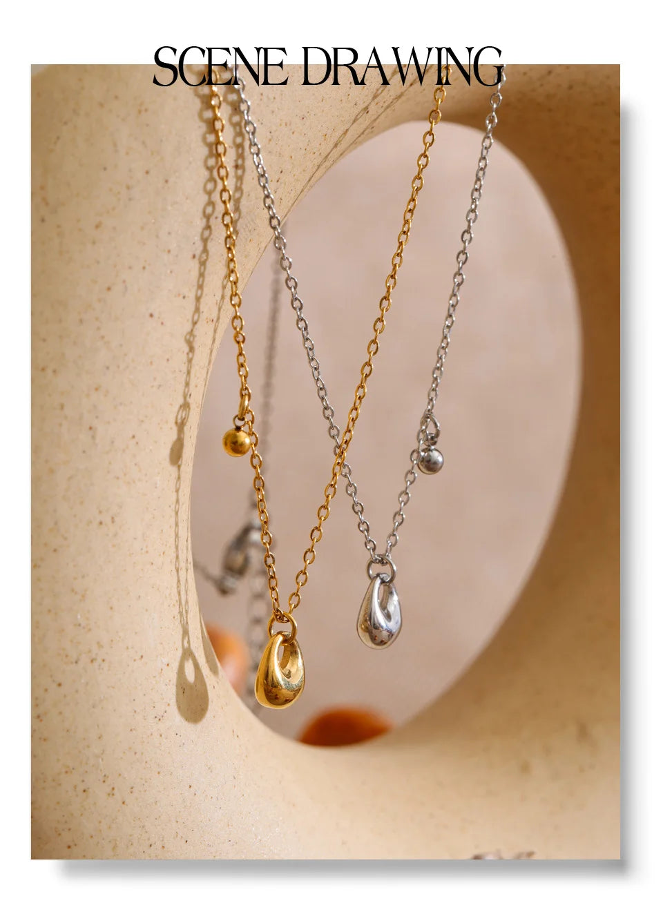 Geometric necklace in gold-plated stainless steel.