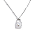 Shell heart geometric necklace in gold-plated stainless steel with shell.
