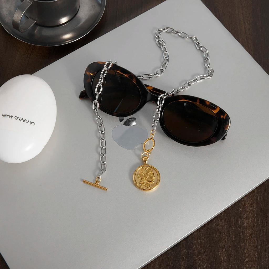 Coin Pendant Necklace — 18K Gold Plated · PA048