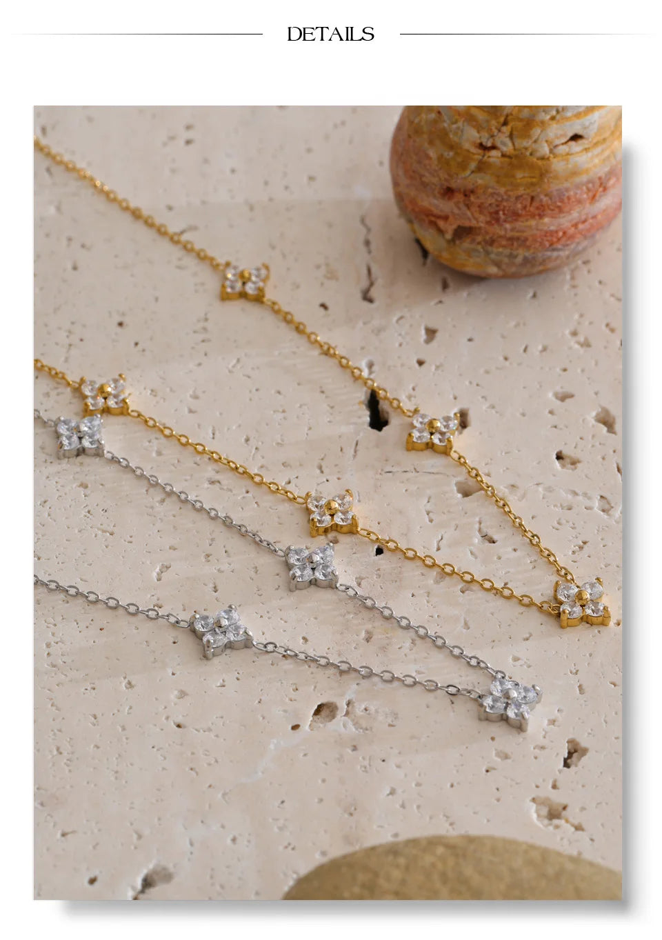 Cubic zirconia flower chain necklace in gold-plated stainless steel with cubic zirconia.