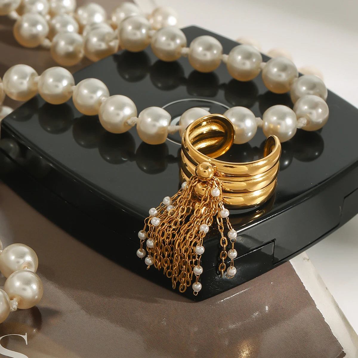 Chain Tassel Hand Jewelry — Stainless Steel · PS259