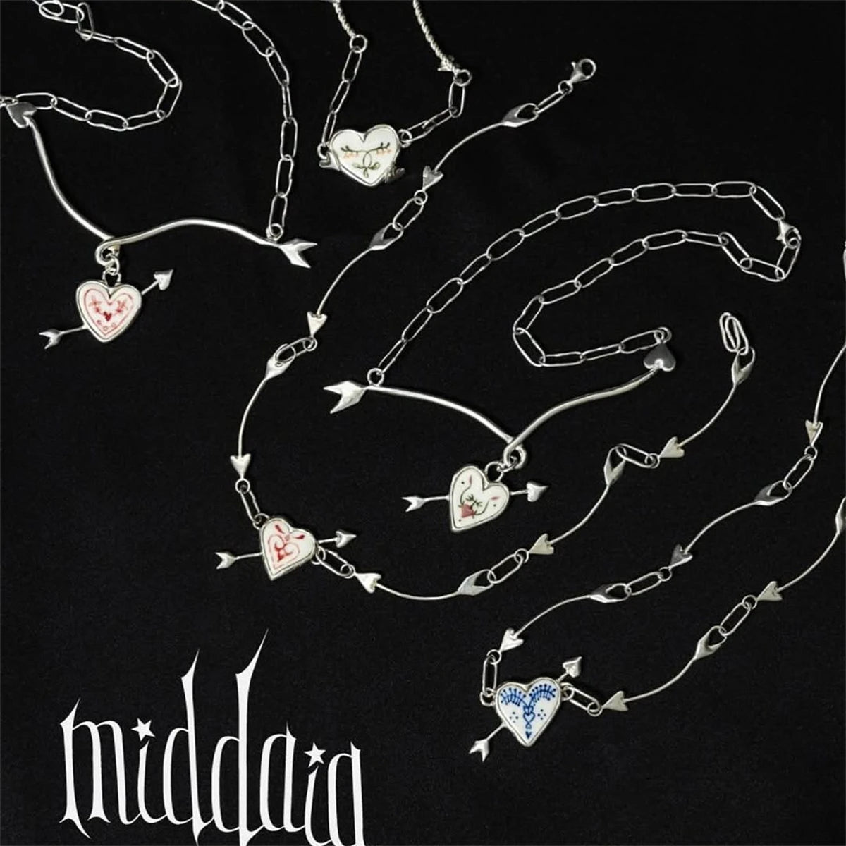 Vintage necklace with one arrow piercing personalized flower pattern, paperclip chain, gold-plated and color preserving
