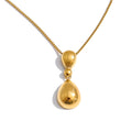 Geometric necklace in gold-plated stainless steel.
