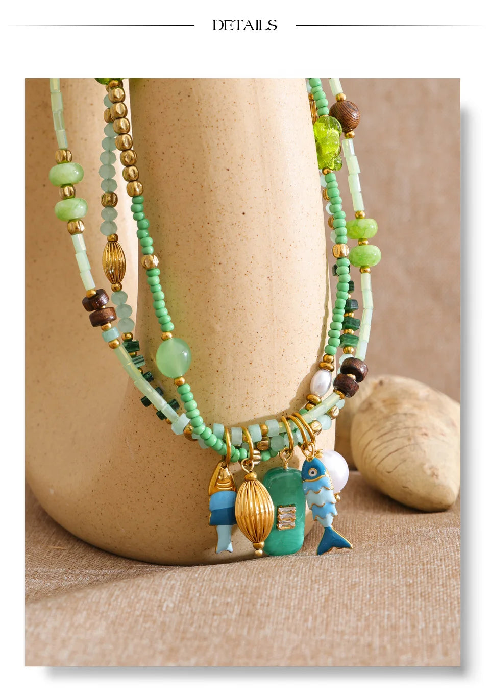 Pearl crystal geometric necklace in gold-plated stainless steel with pearl and crystal.