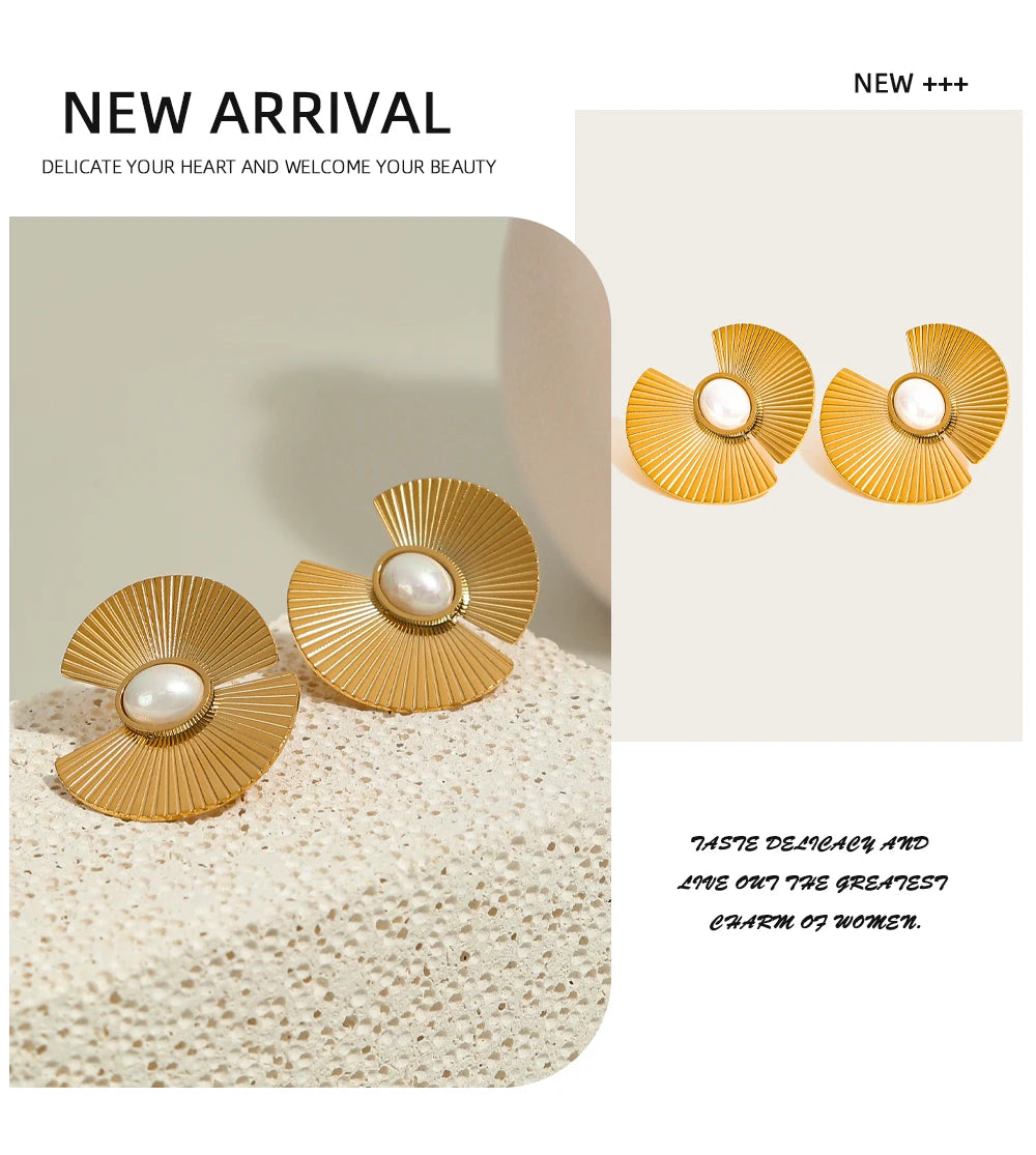 Pearl Flower Stud Earrings — 316L Stainless Steel · PS440