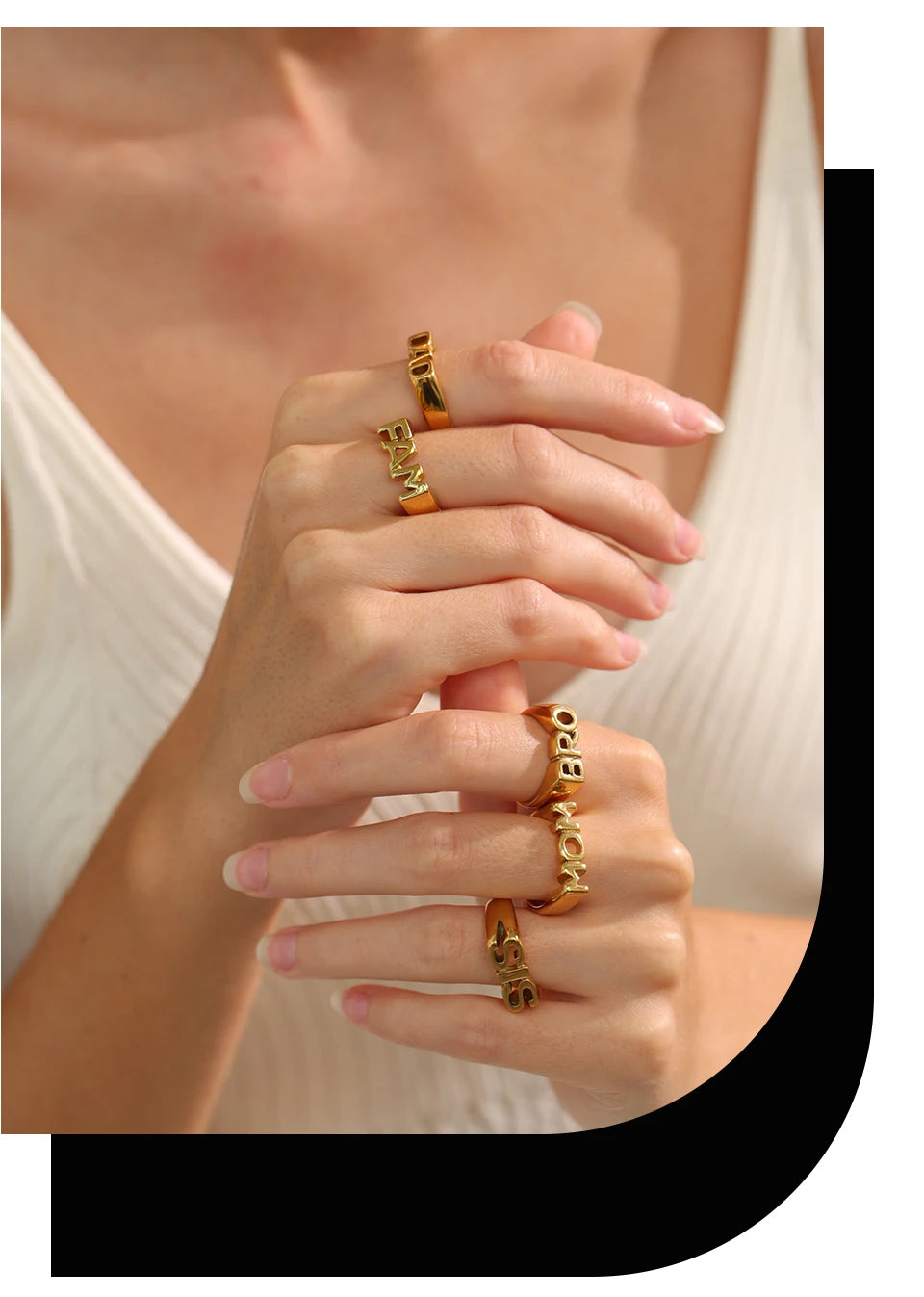 Geometric ring in 18K gold-plated stainless steel.