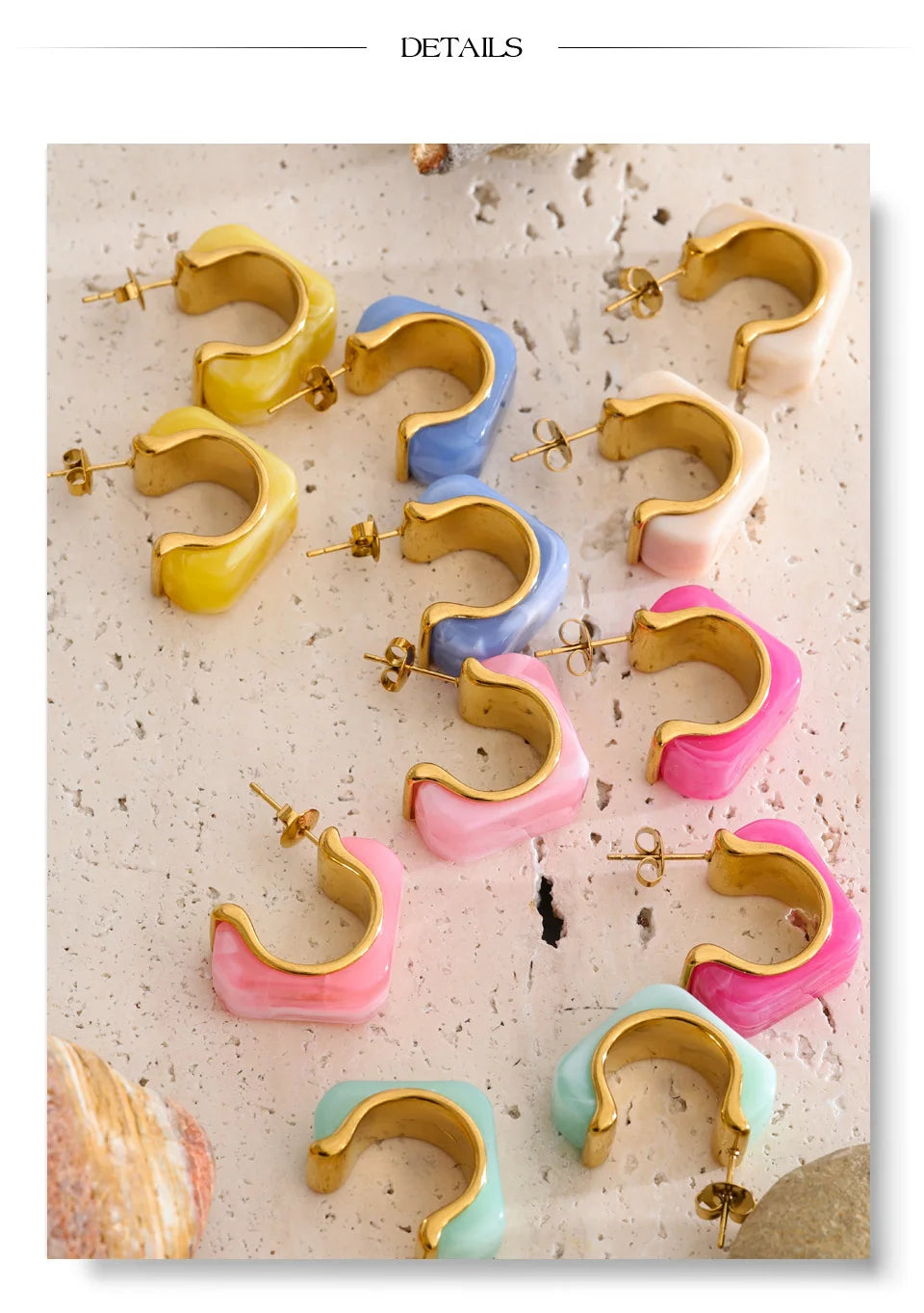 Resin acrylic geometric earrings in gold-plated stainless steel with resin and acrylic.