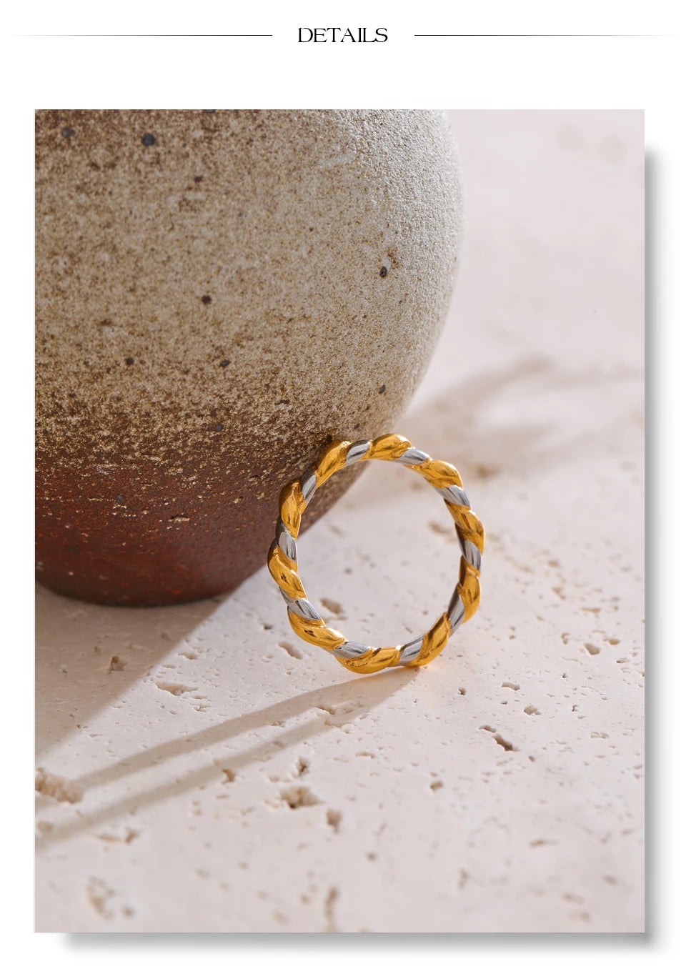 Minimalist geometric ring in 18K gold-plated stainless steel.