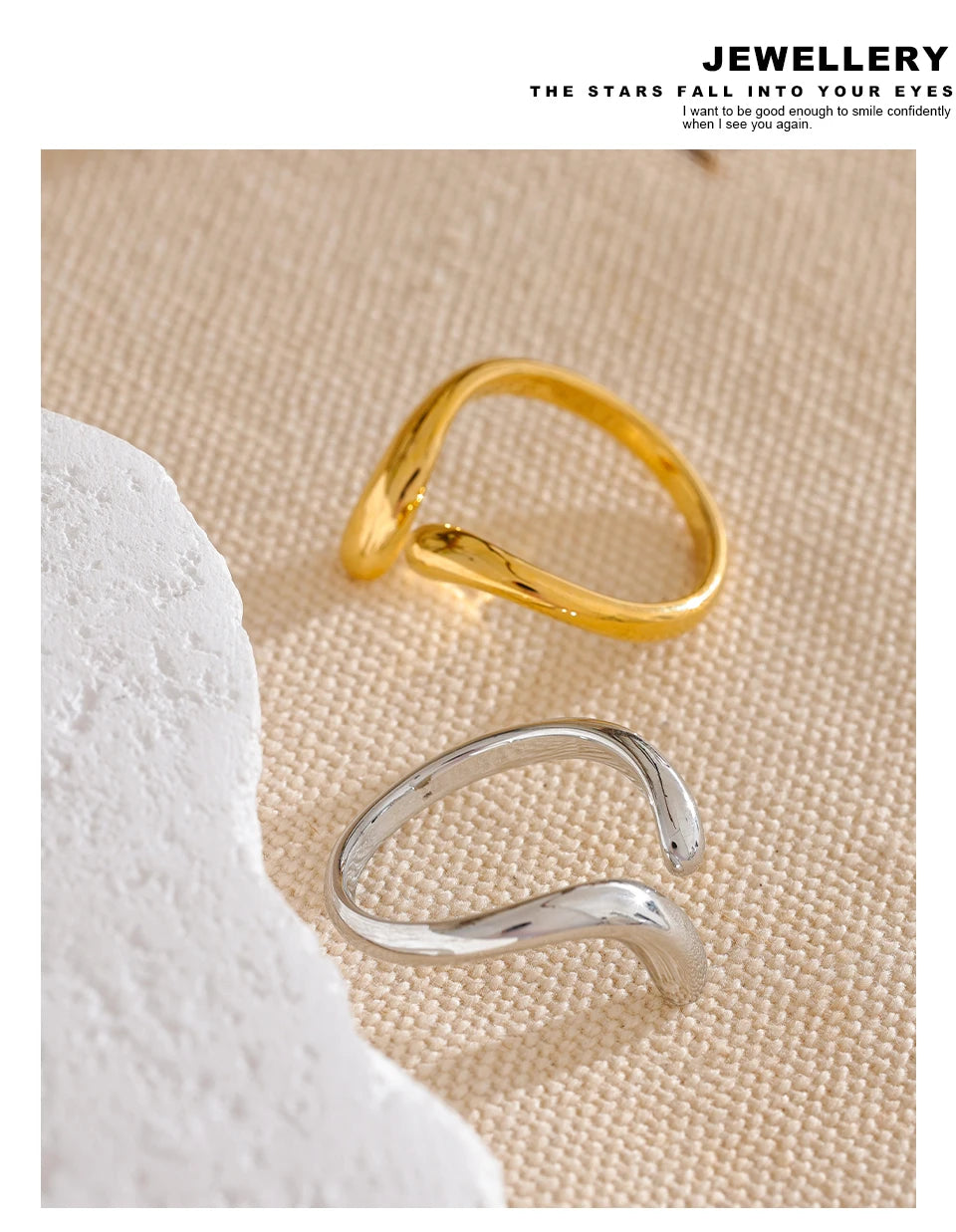 Minimalist geometric ring in gold-plated stainless steel.