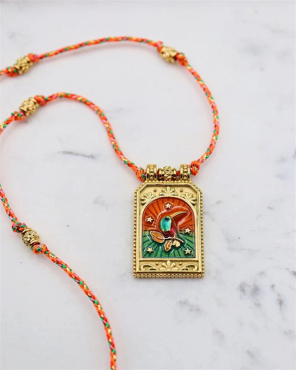 Hot selling artistic retro style tarot card heart eye flame pendant necklace for women's fashion gold-plated color preservation