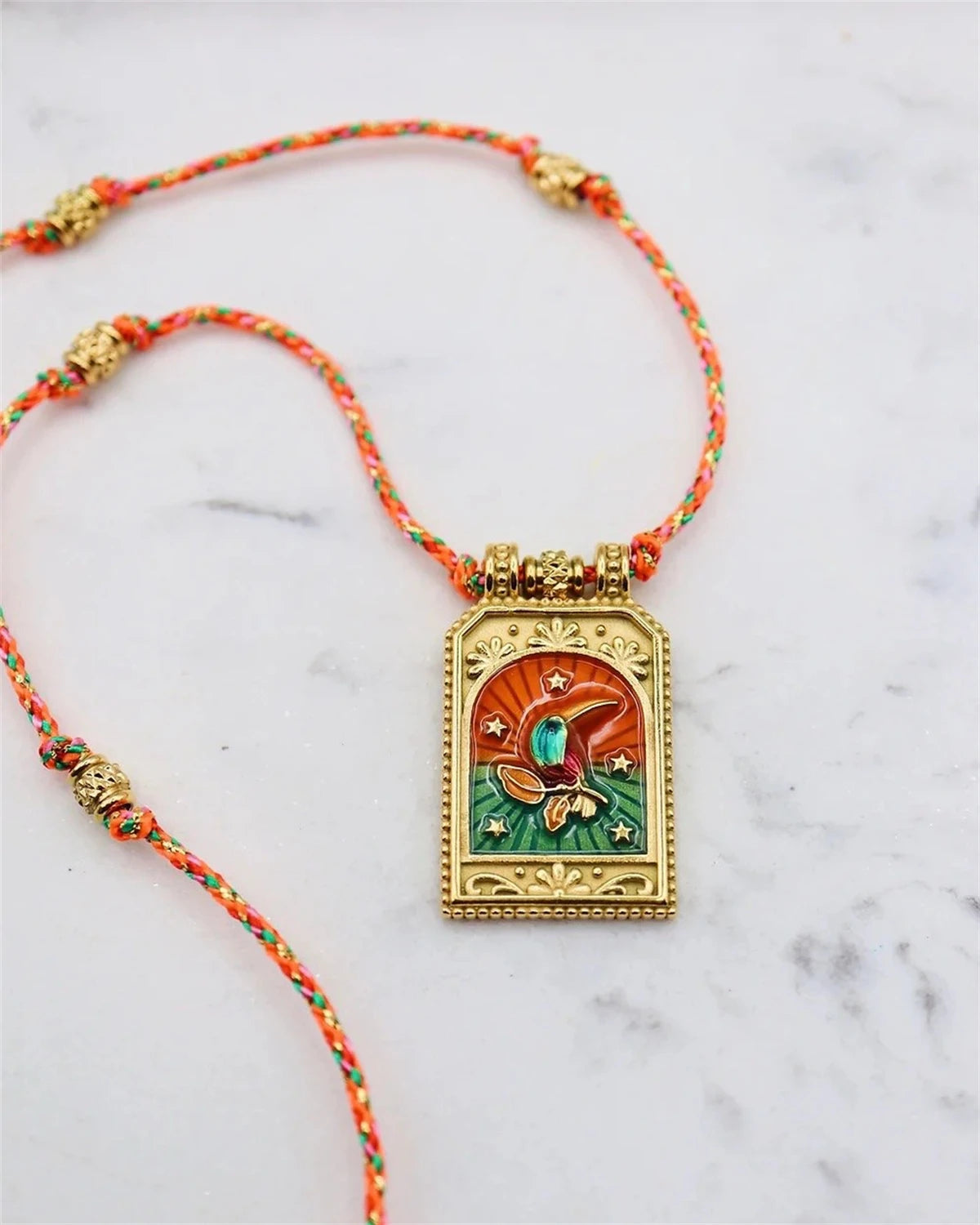 Hot selling artistic retro style tarot card heart eye flame pendant necklace for women's fashion gold-plated color preservation