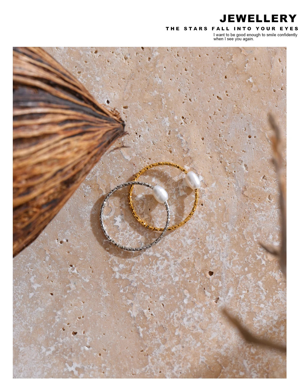 Freshwater pearl geometric ring in gold-plated stainless steel with freshwater pearl.