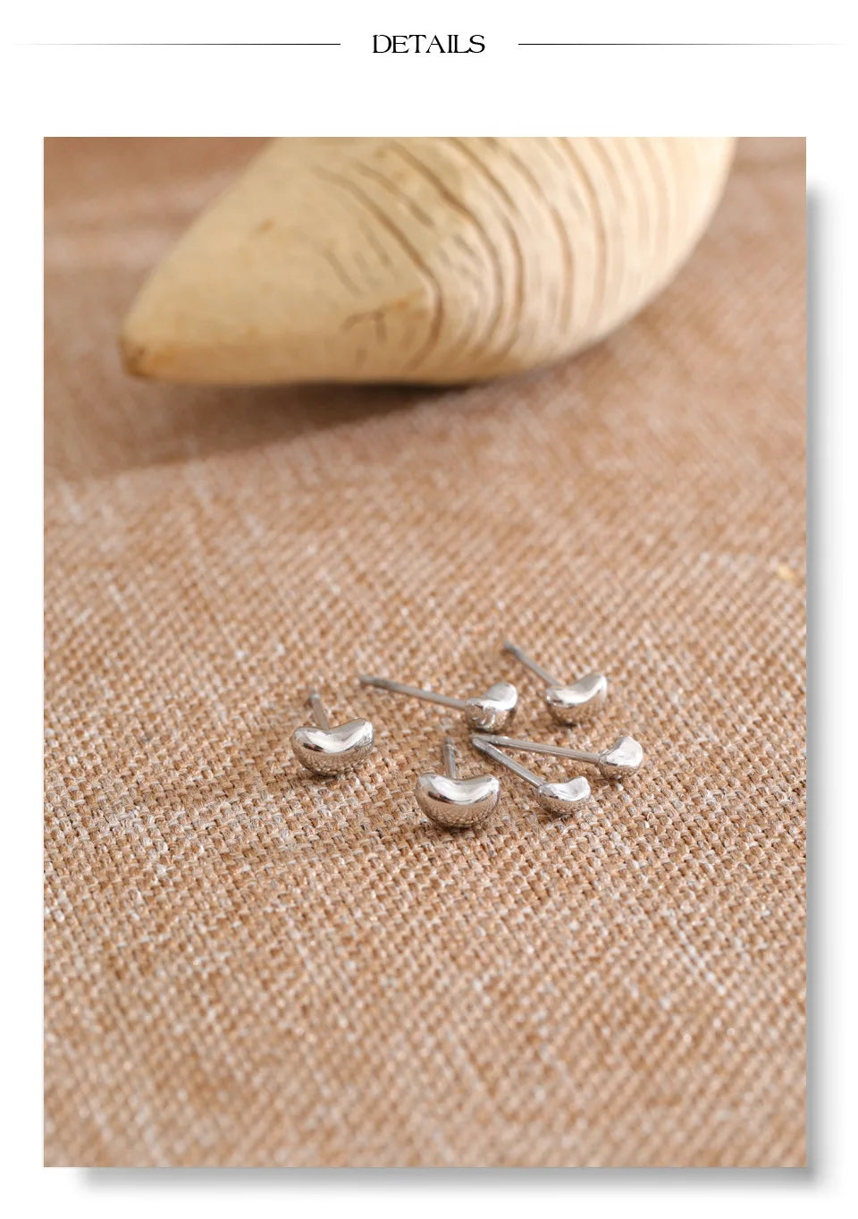 Heart earrings in gold-plated stainless steel.