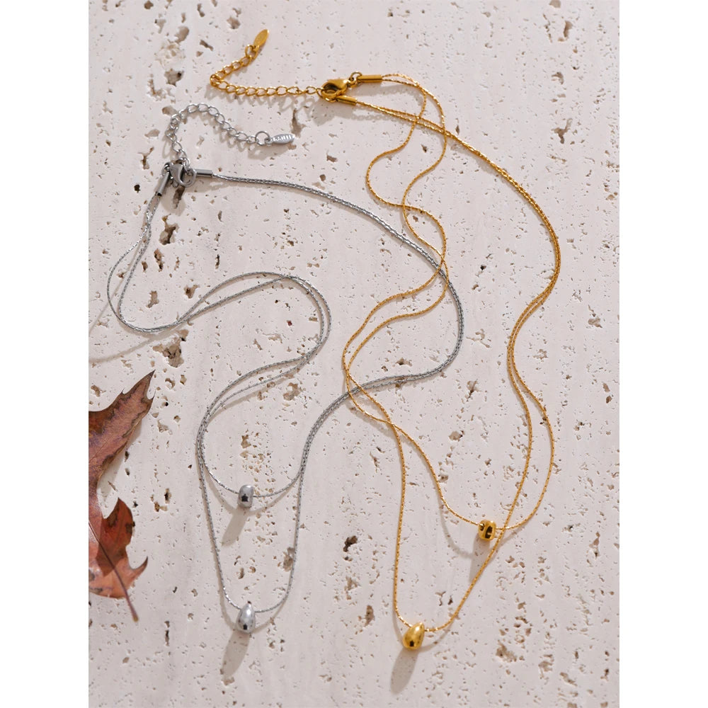 Chain layered necklace in gold-plated stainless steel.