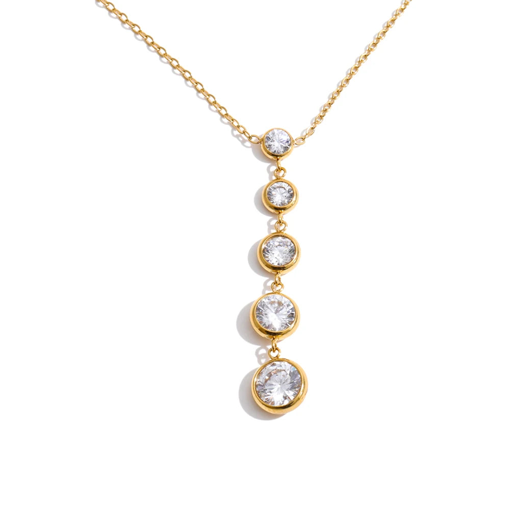 Cubic zirconia geometric chain necklace in gold-plated stainless steel with cubic zirconia.