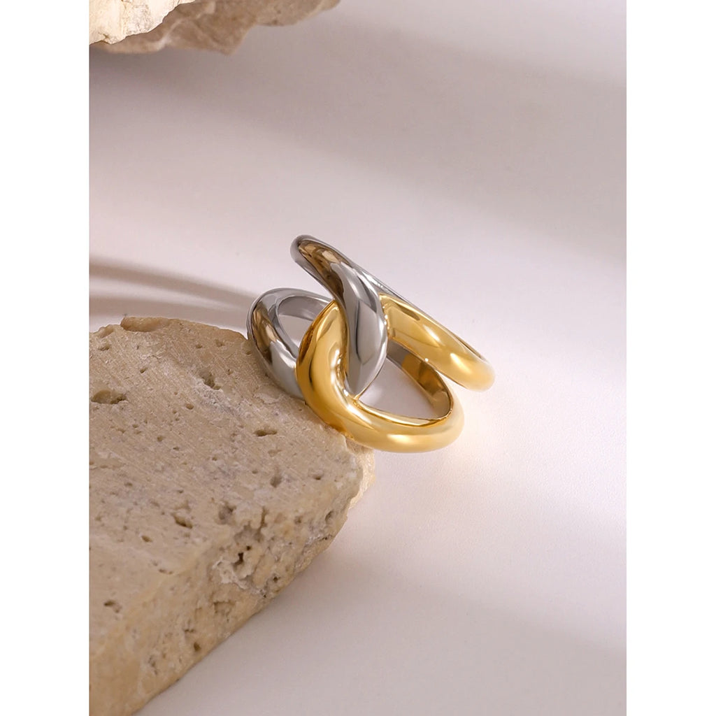 Two-Tone Knot Ring — Stainless Steel · PS271