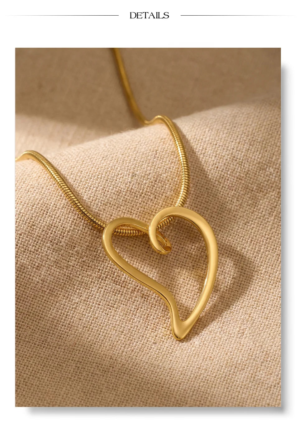Heart necklace in gold-plated stainless steel.